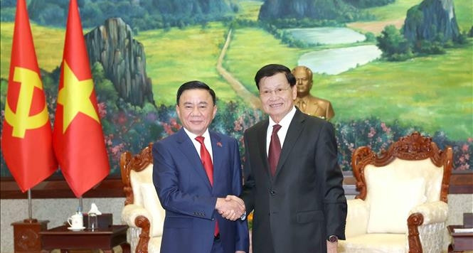 Vietnam and Laos reaffirm special ties in high-level meetings in Vientiane