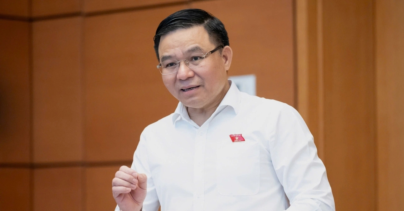 Vietnam boosts fuel reserves to 26 days amid global volatility