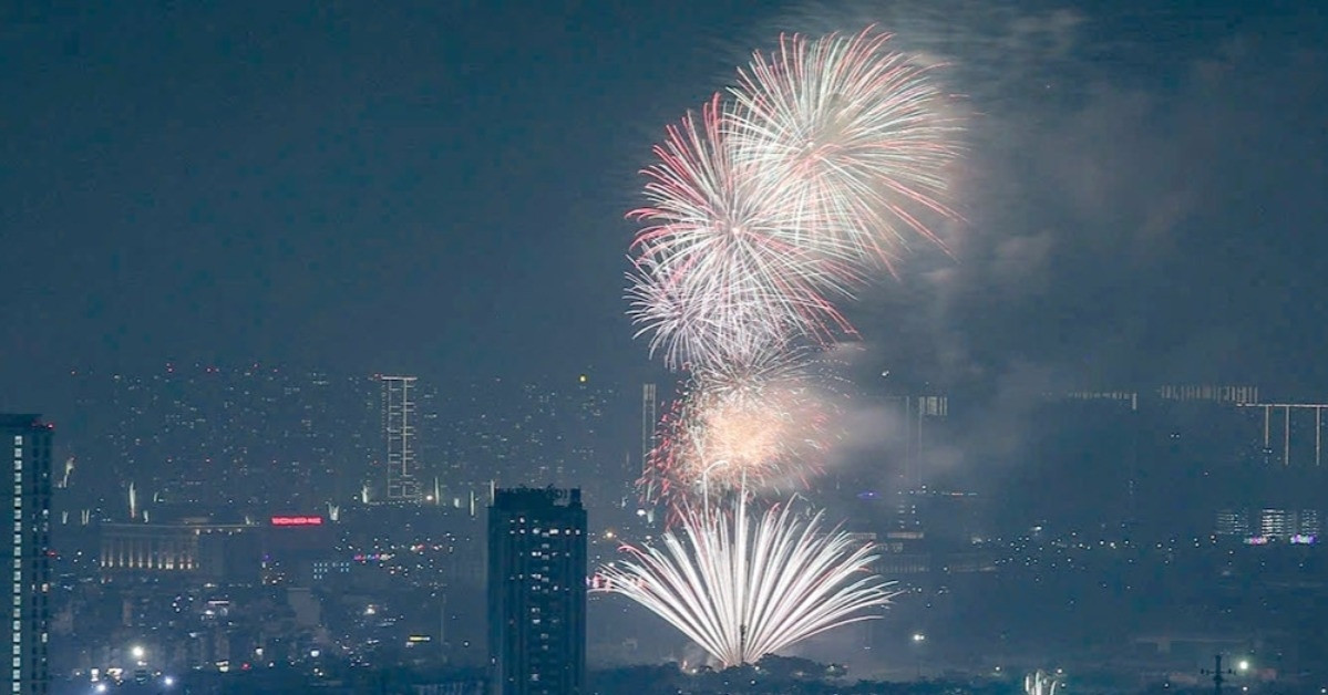 Ho Chi Minh City to light up skies with seven fireworks displays