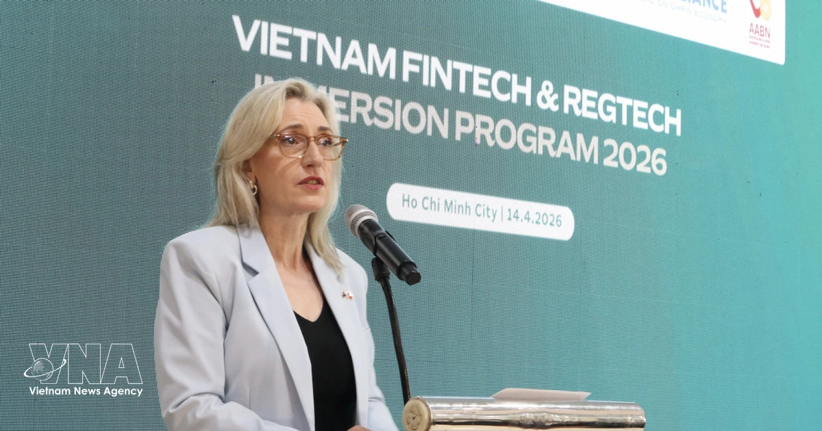 Vietnam, Australia boost cooperation in fintech