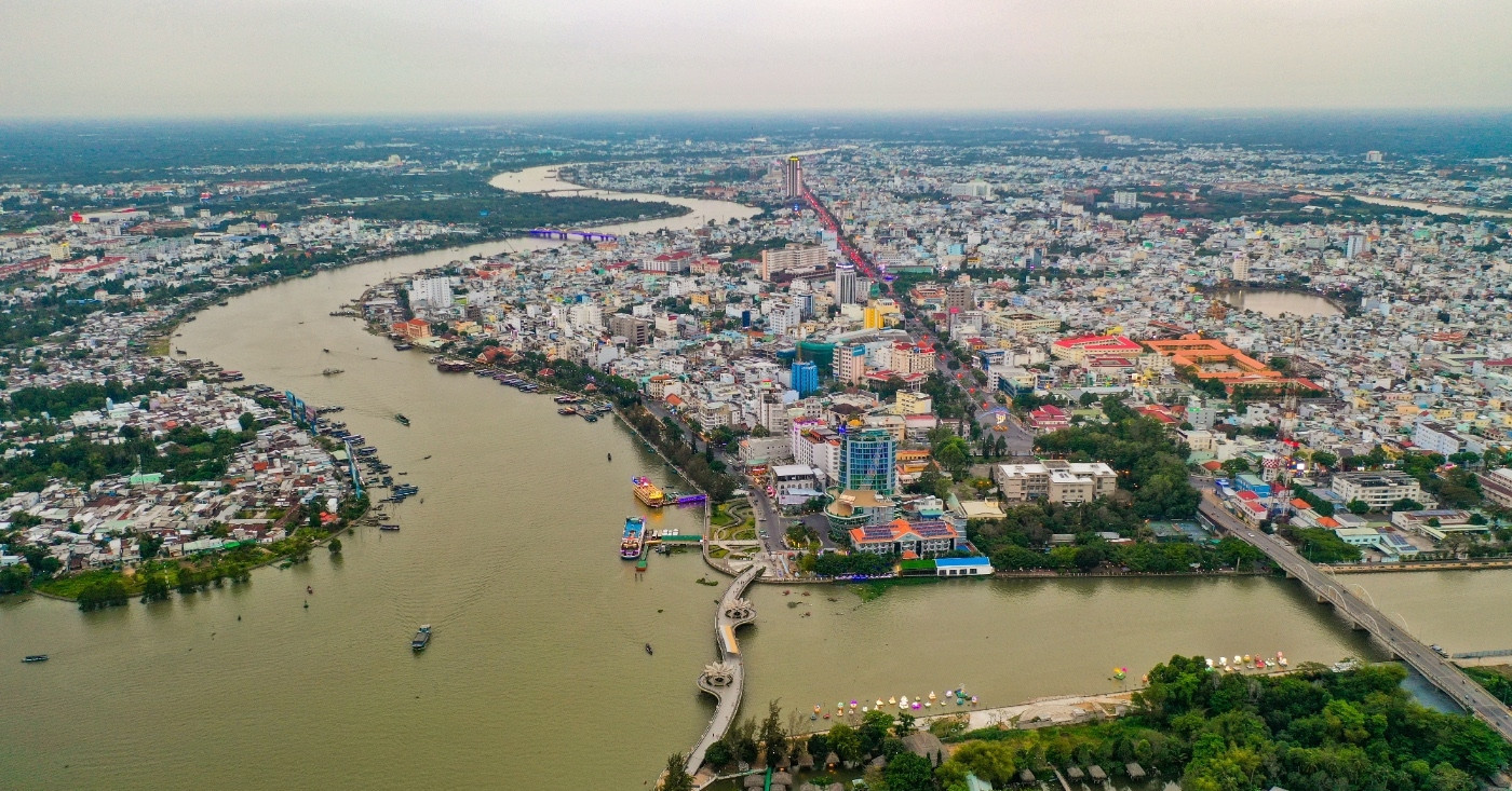 Idle land and weak investments exposed in banking audit