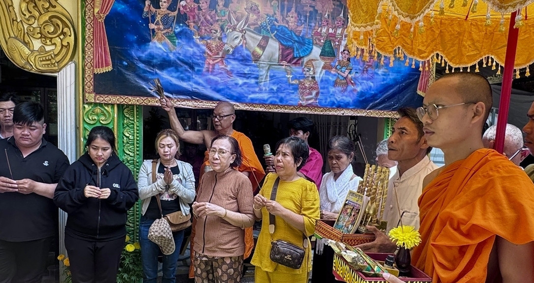 The shifting moment of New Year in Khmer tradition