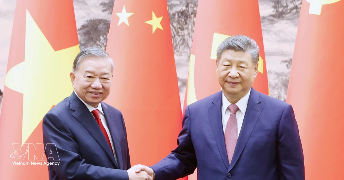 Vietnam, China issue joint statement on deepening partnership