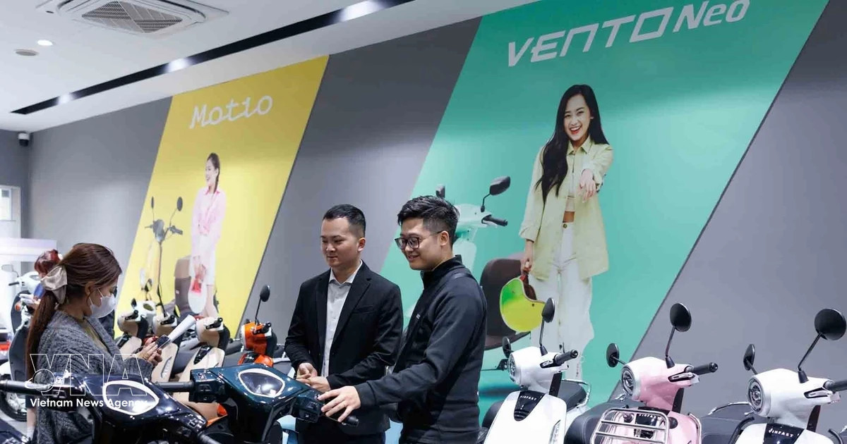 Low-emission zone roadmap drives electric two-wheeler boom in Hanoi
