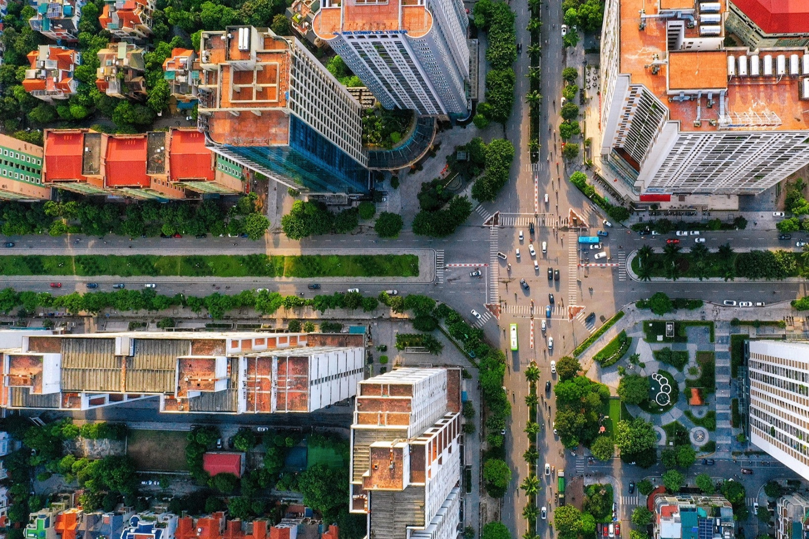 Homebuyers urged to buy now instead of waiting for rate cuts