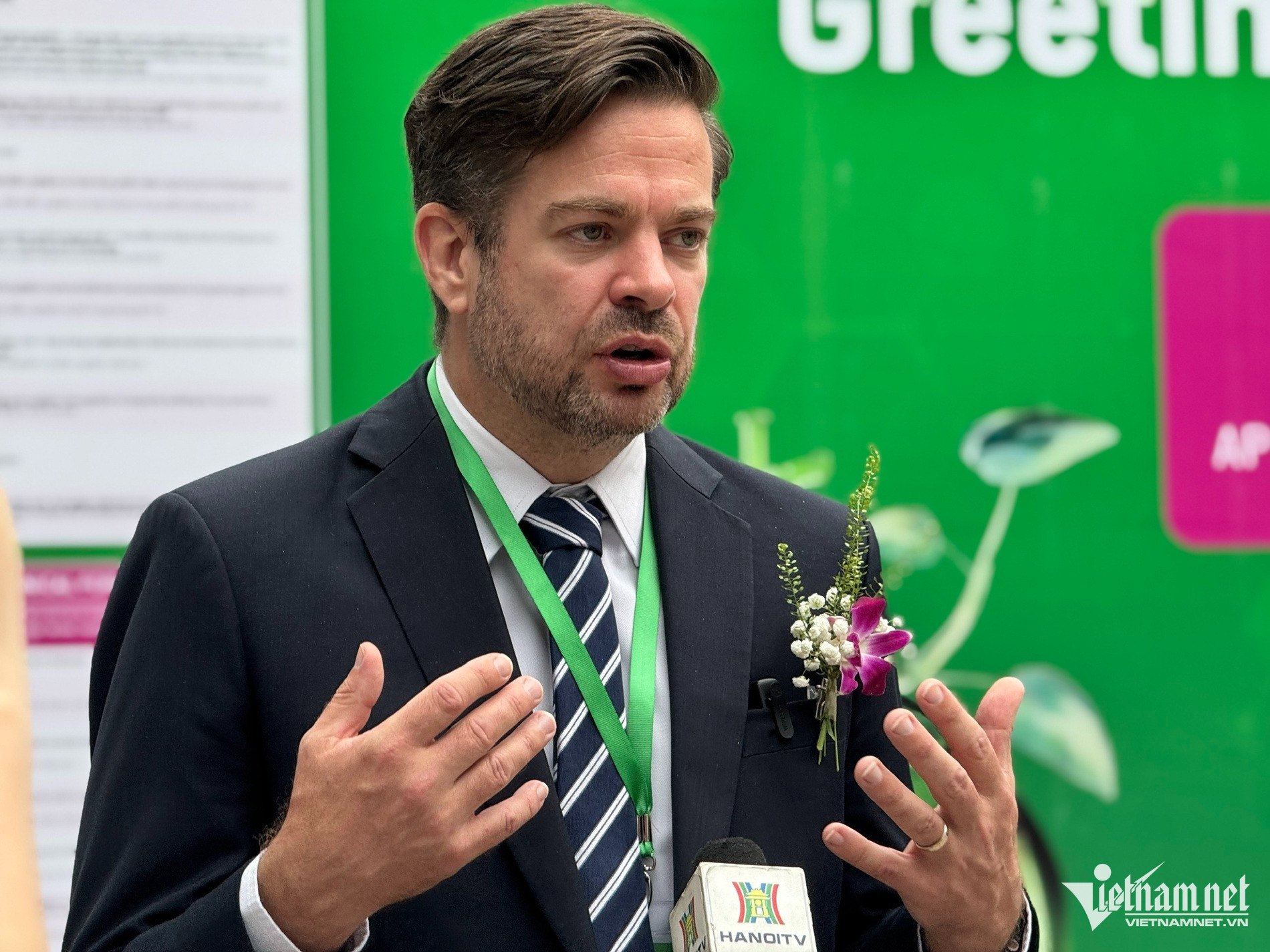 W-2204 Micheal Wilton.jpg