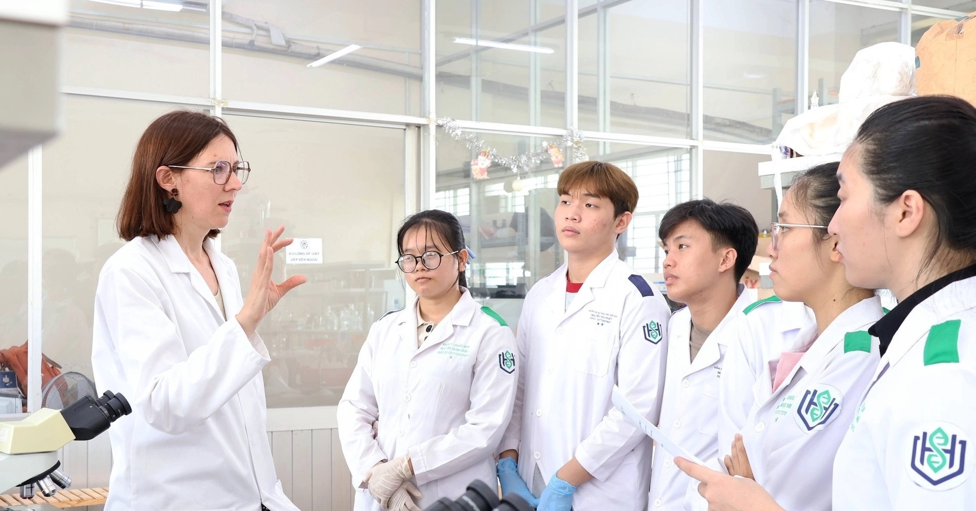 Vietnam’s largest university sets goal to invite 68 visiting professors