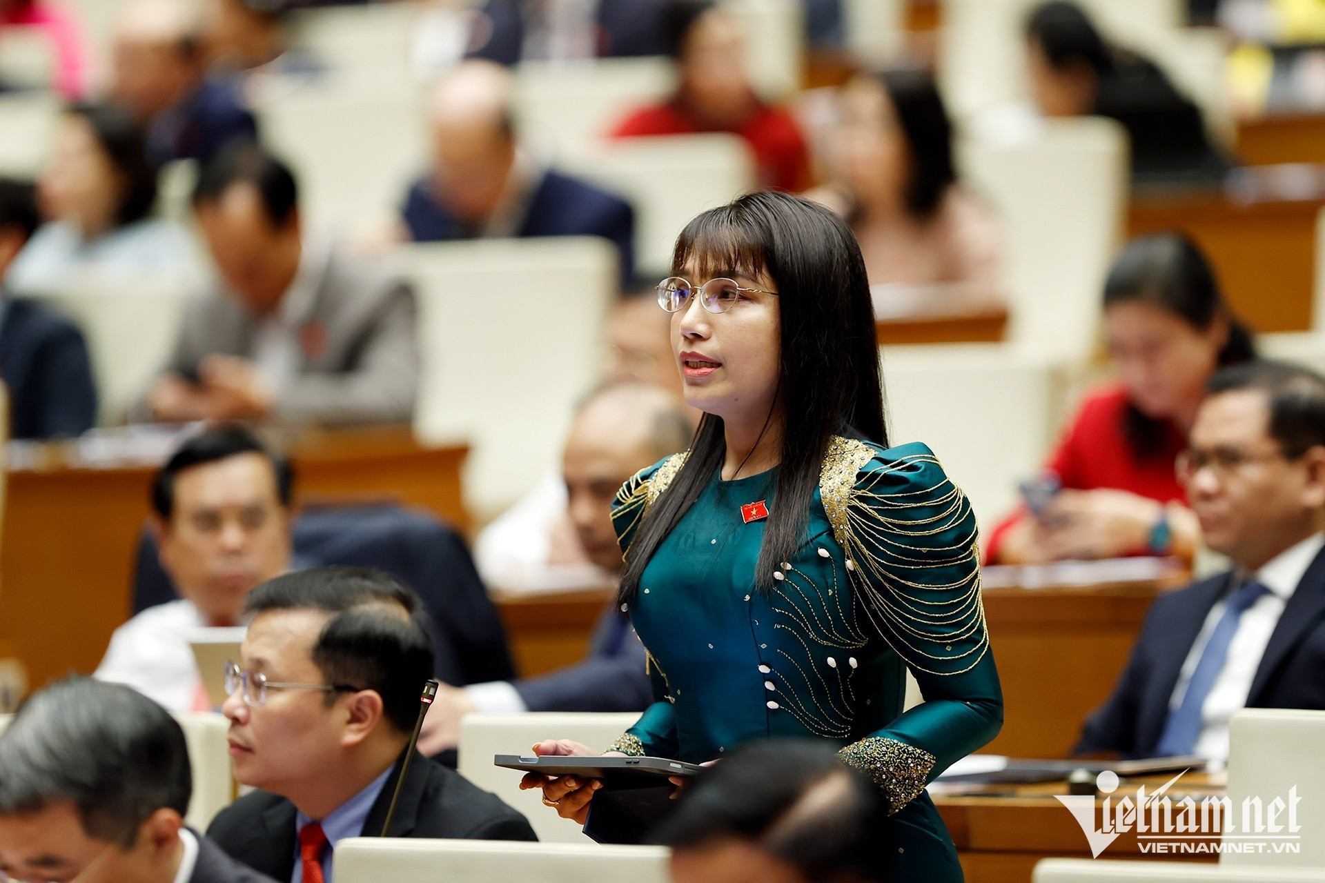 Insurance and labor recognition for lottery vendors proposed by NA deputy