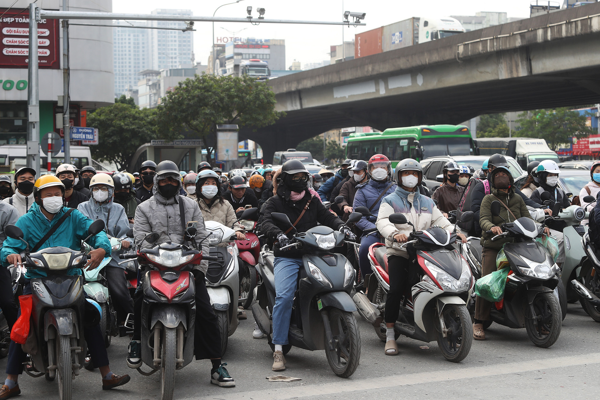 Vietnam moves toward fully automated traffic enforcement with AI