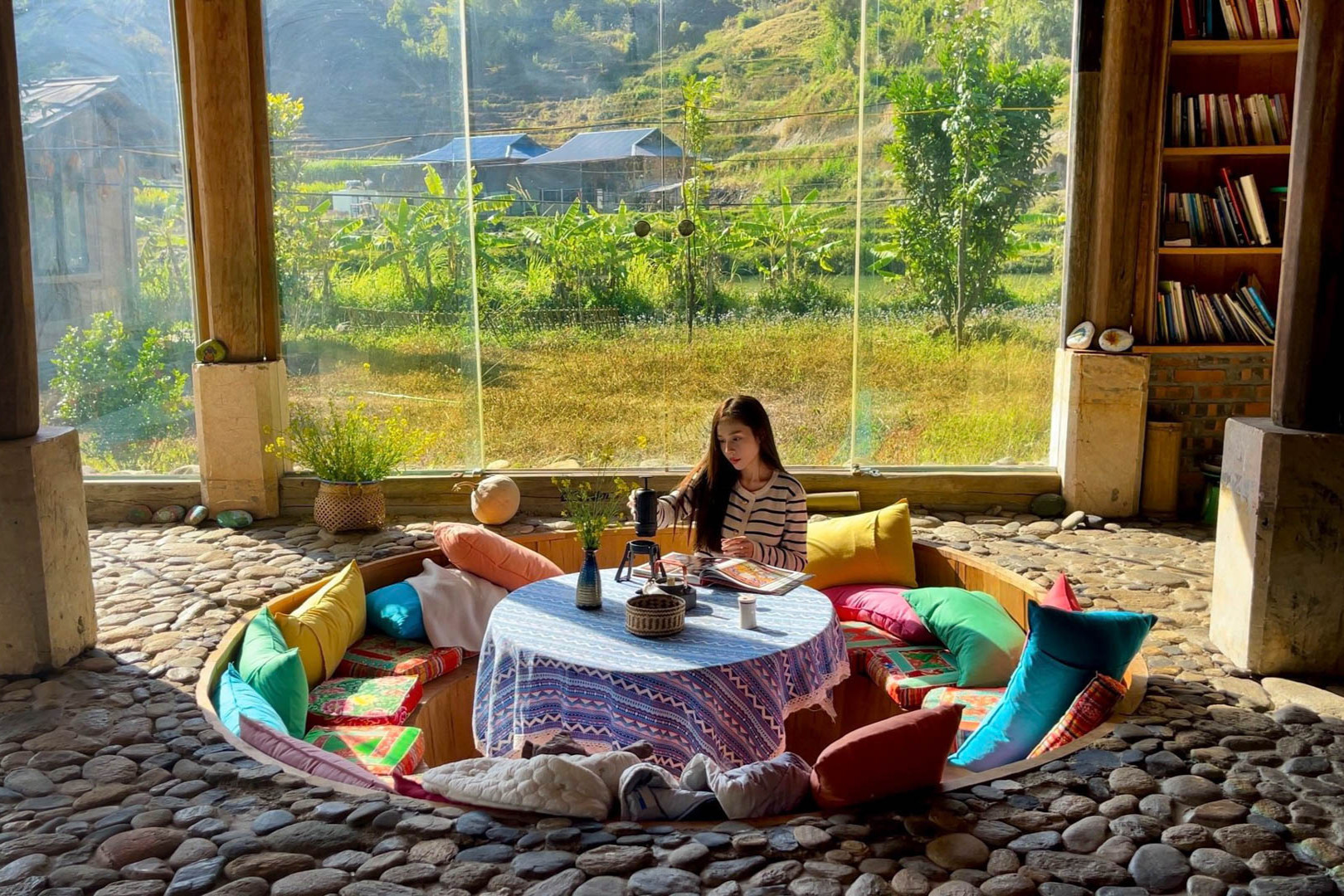 song cham o ban luot son la tam khoang nong lo thien chi 20000 dong 2013.jpg