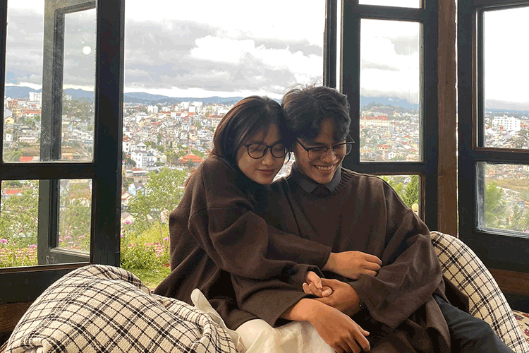 Beyond the wheelchair: How true love carried a bride to her happy ending