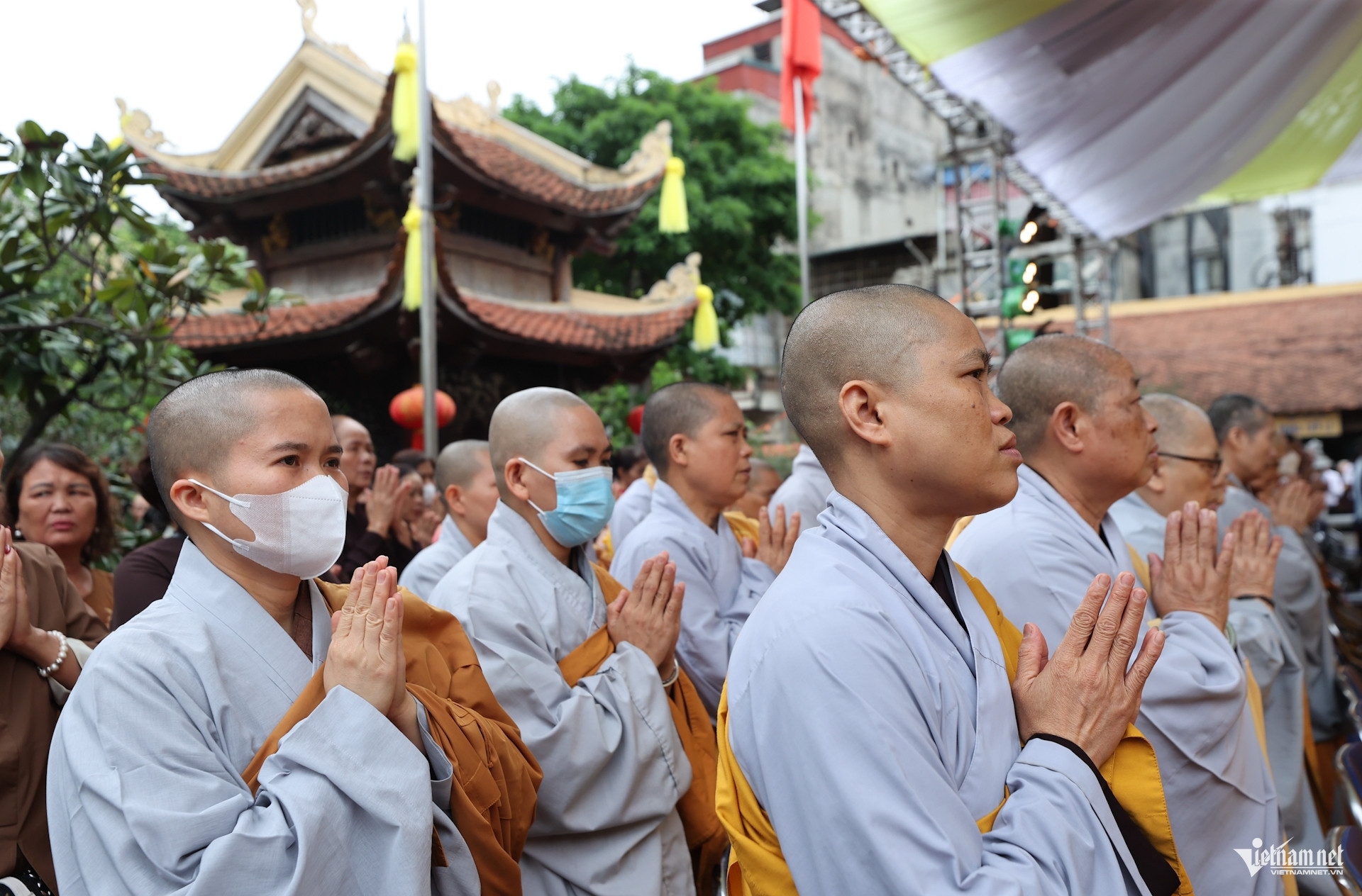 buddhism exhibition2.jpg