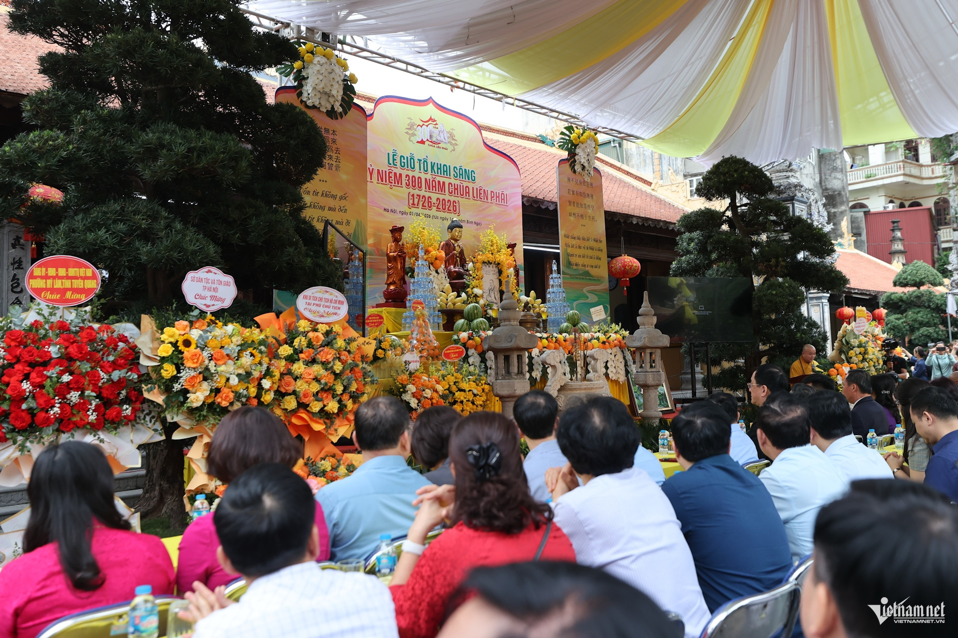 buddhism exhibition3.jpg