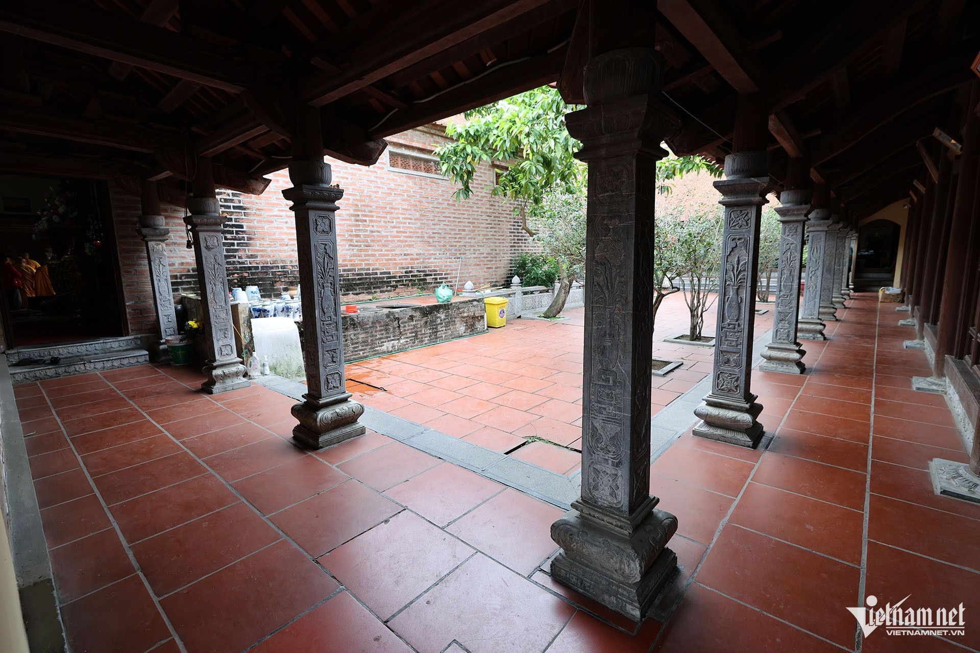 buddhism exhibition5.jpg