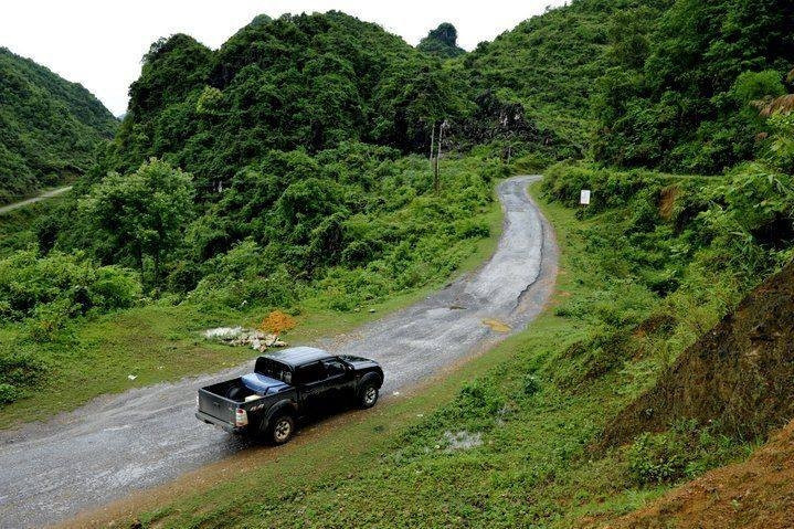 Calls grow to classify pickups as trucks and restrict inner-city access