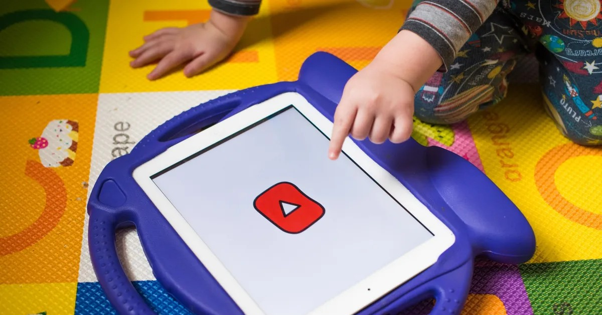 Experts urge YouTube to crack down on AI junk targeting children