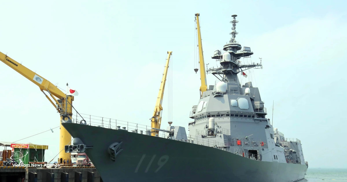 Japanese naval vessel pays courtesy visit to central Da Nang city
