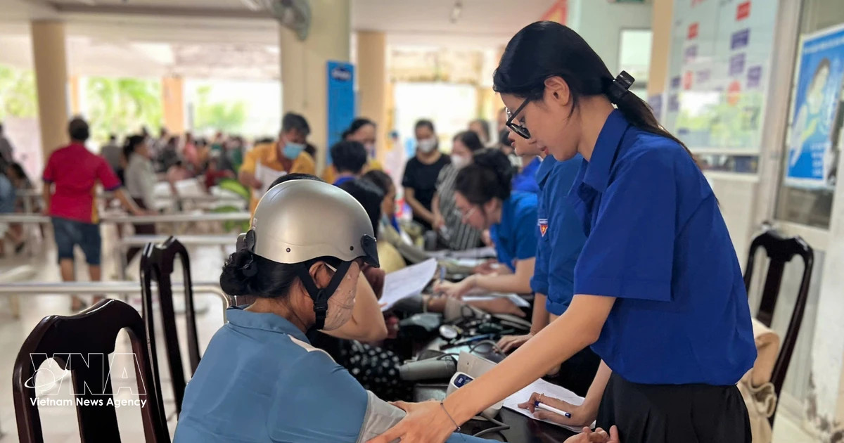 Free cancer screening, health checks to benefit 10,000 people in Hanoi