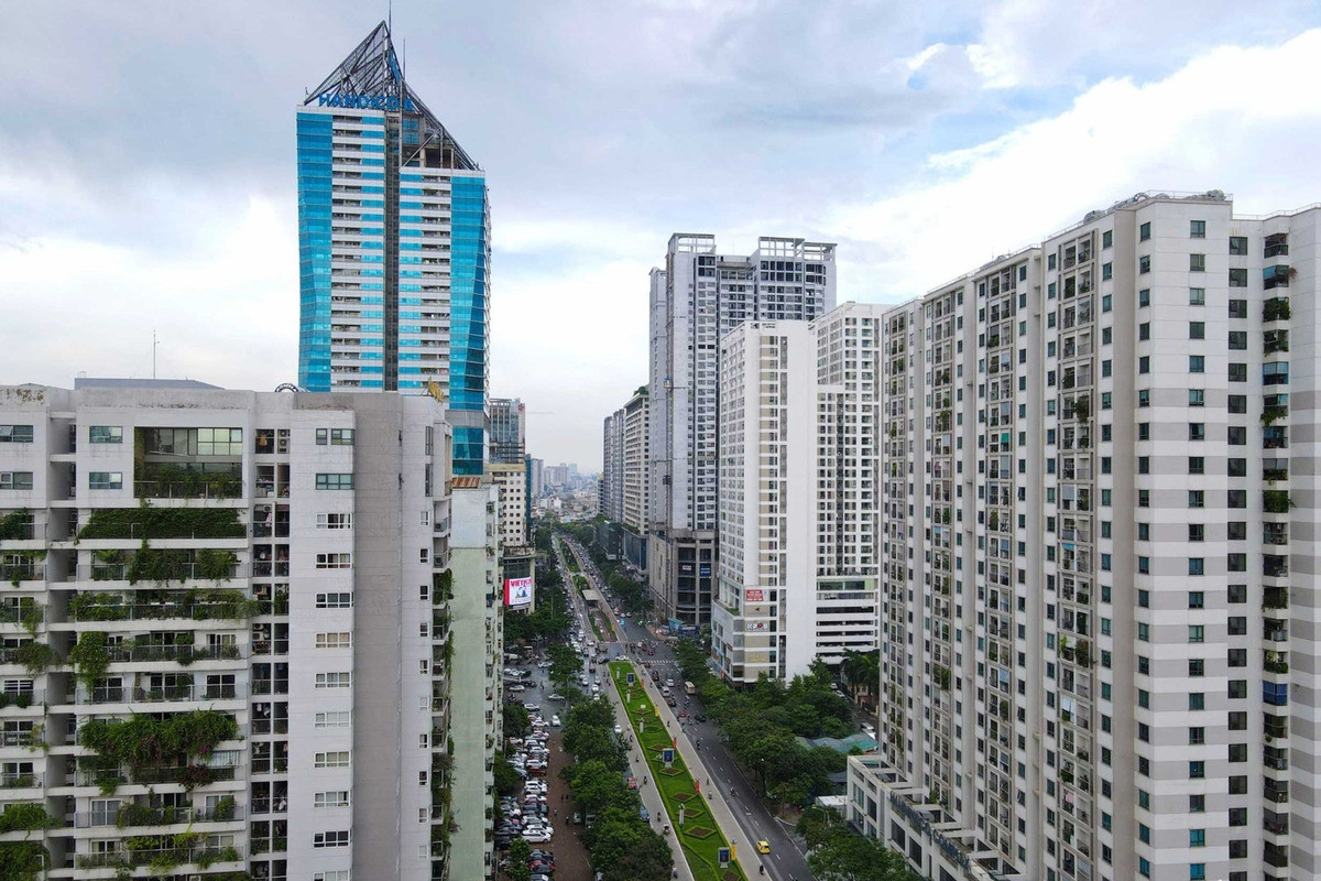 Hanoi road expansion plan: wider lanes alone cannot solve congestion