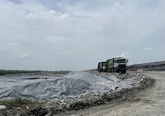 HCM City launches automated weighing system at waste treatment facilities