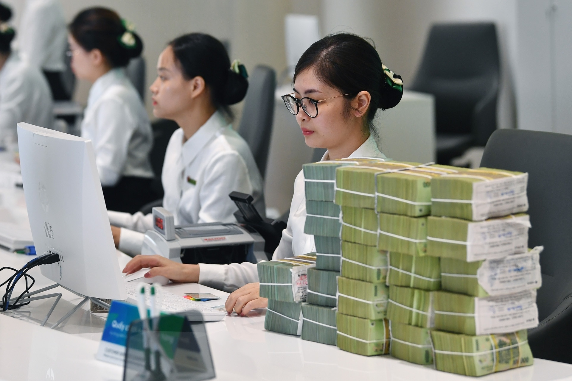 Urban youth earns VND40 mil/month, saves under VND100 mil in 6 years