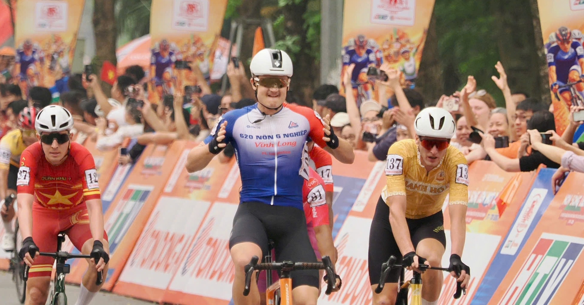 Sprint battles ignite major changes at HTV Cup stage 3