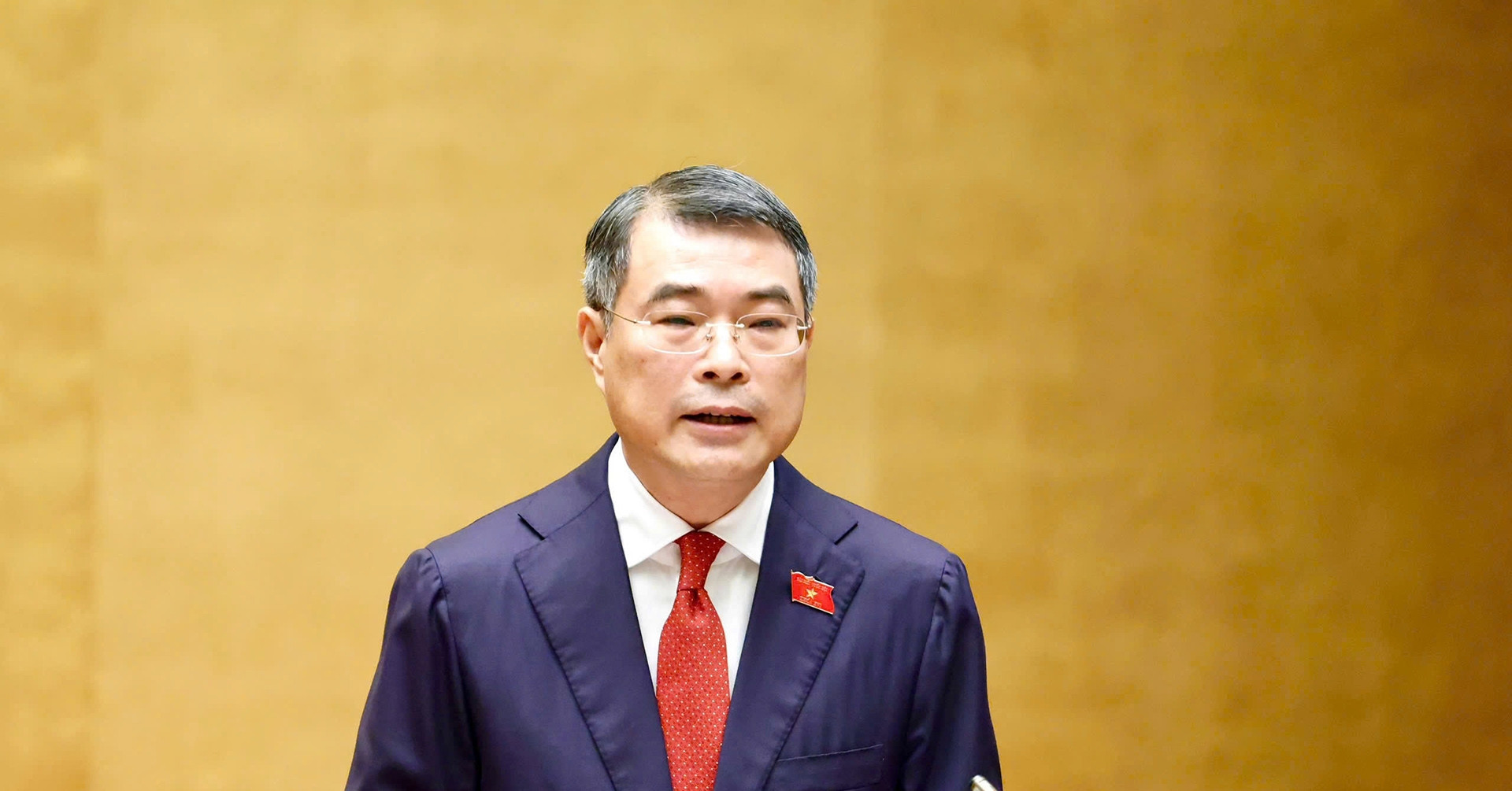 New Prime Minister Le Minh Hung outlines commitments in office