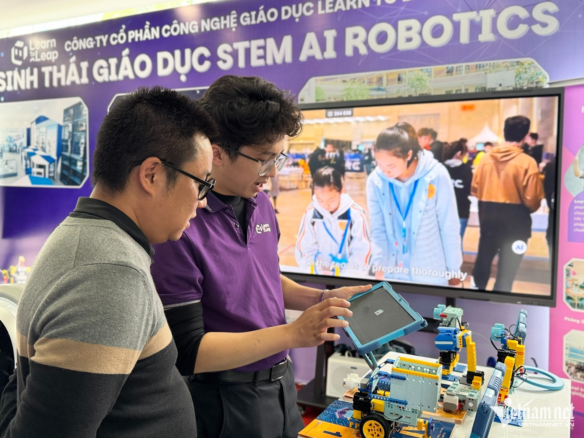 W-quoc gia khoi nghiep.jpg