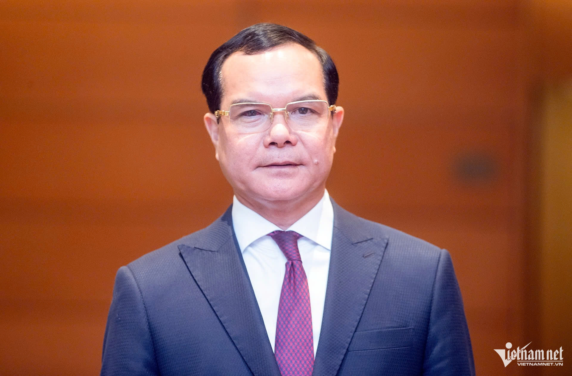 W-khang  bo truong.jpg