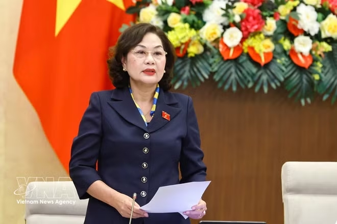 NA Vice Chairwoman Nguyen Thi Hong speaks at the session. (Photo: VNA)