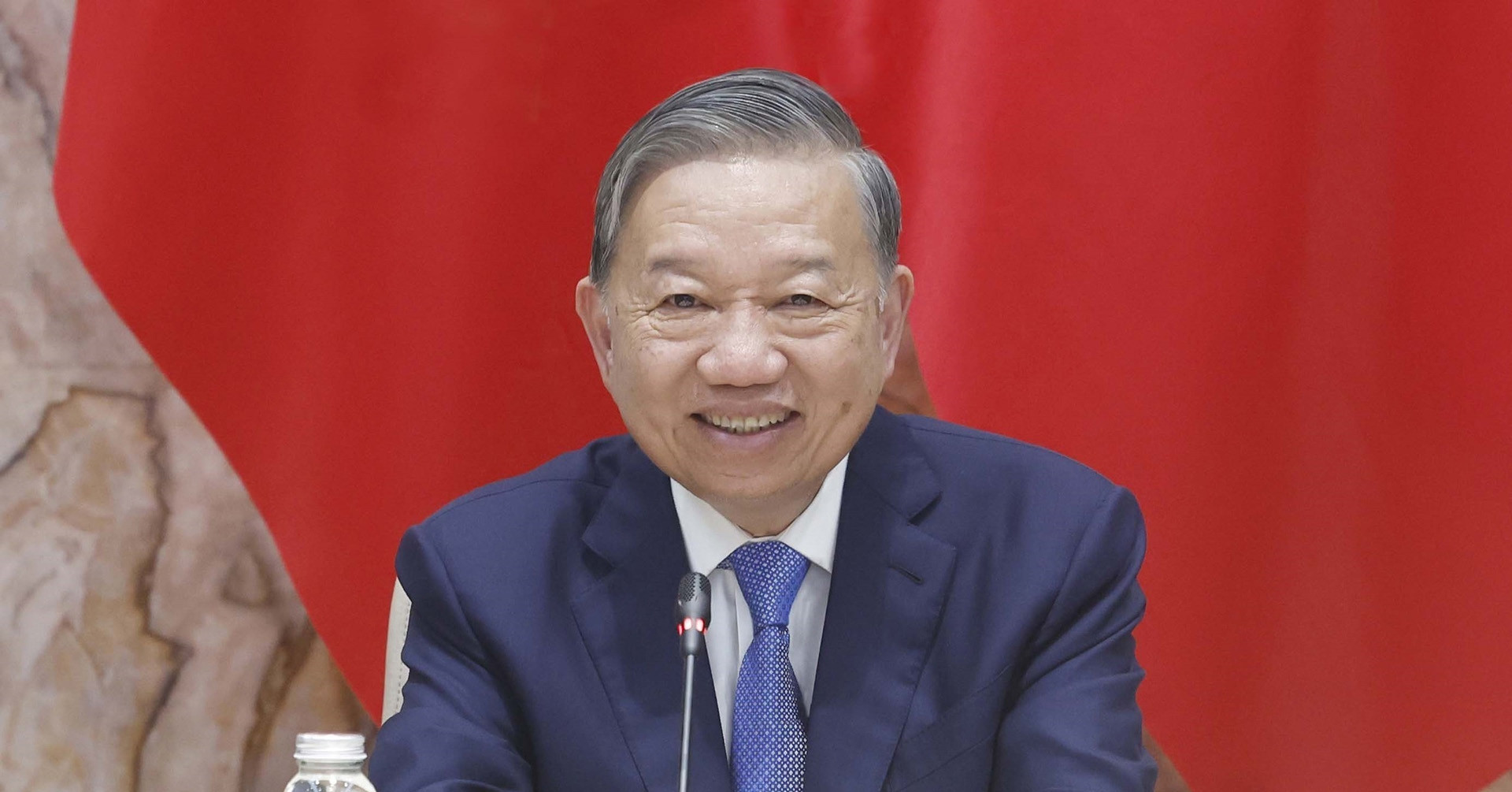 Swiss president praises Vietnam’s rapid development and global standing
