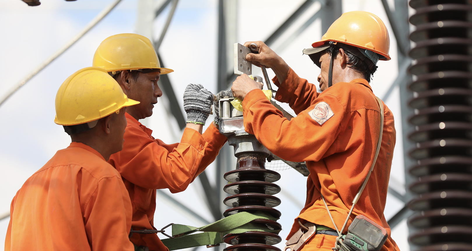 Vietnam moves to address nearly $1.7 billion in EVN accumulated losses