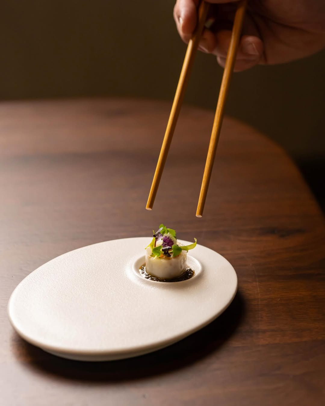 https://static-images.vnncdn.net/vps_images_publish/000001/000003/2026/5/15/throwback-to-the-chefs-take-on-goi-cuon-vietnamese-spring-rollsinstead-of-rice-paper-thinly-765.jpg