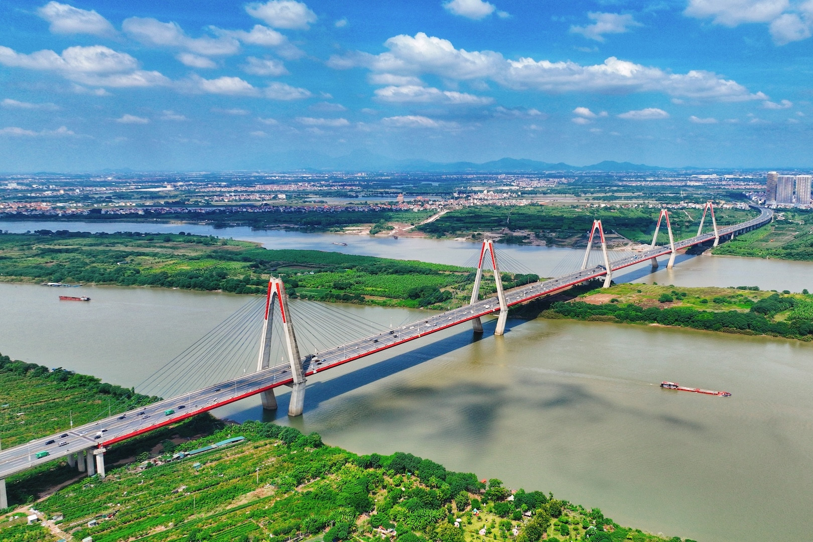 Hanoi’s urban overhaul heats up as Red River project hits VND736 trillion mark