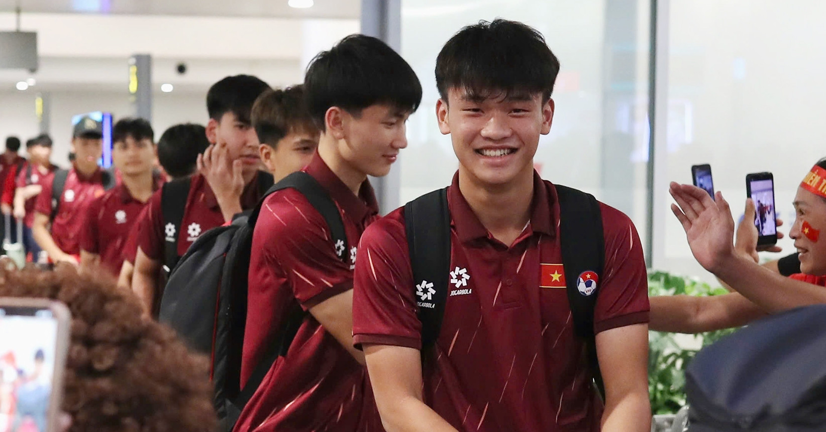 Vietnam U17 return home after historic World Cup qualification