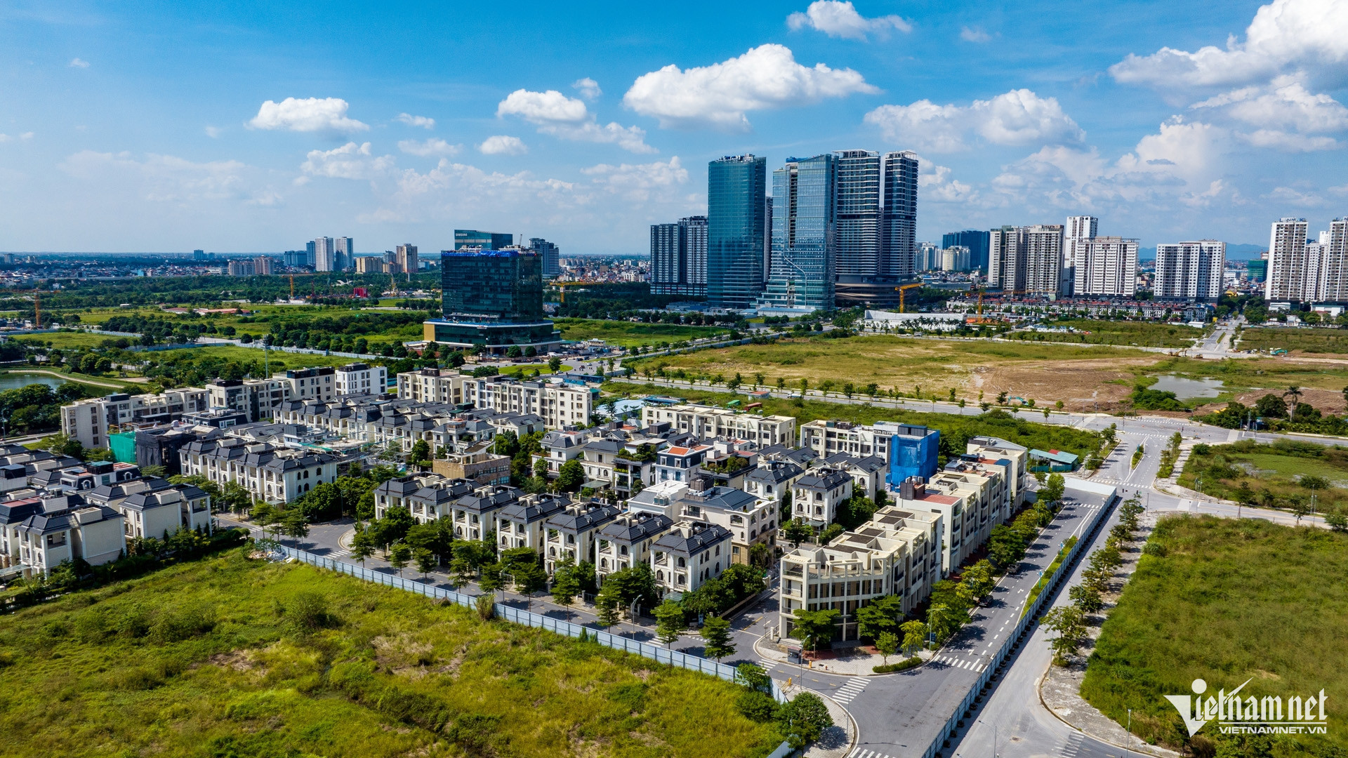 W-bất động sản hà nội.jpg