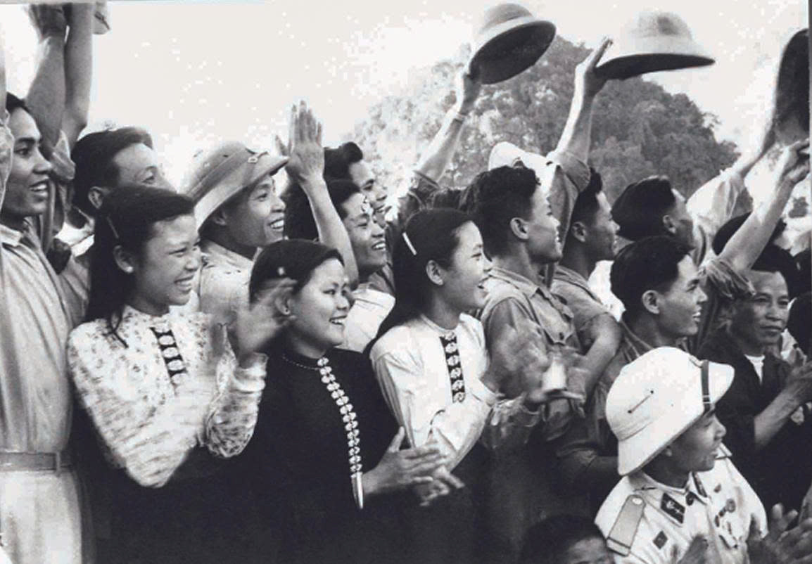 https://static-images.vnncdn.net/vps_images_publish/000001/000003/2026/5/18/gen-n-bacho1-1406.jpg