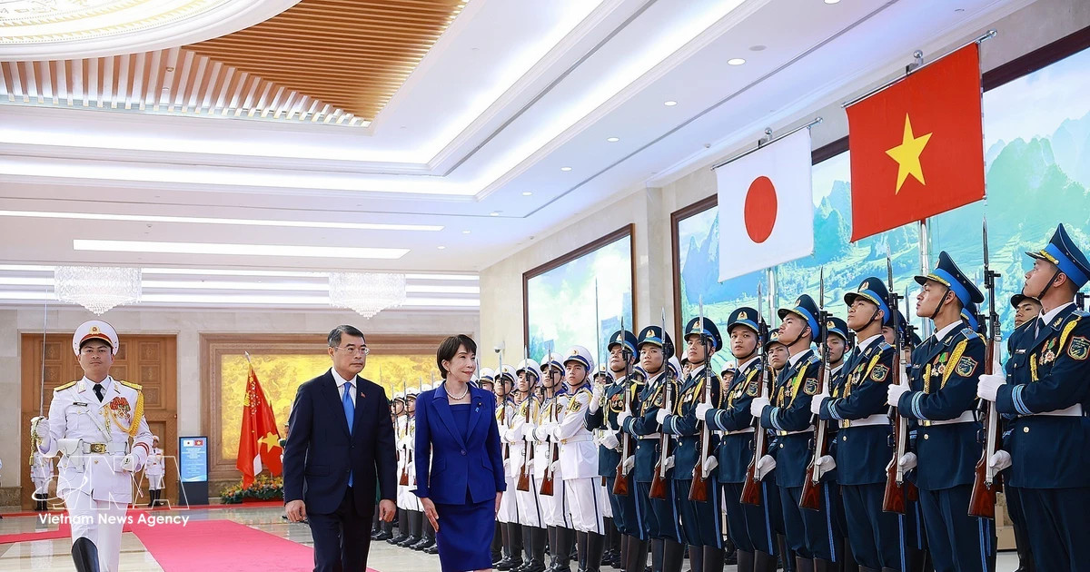 Vietnamese PM hosts welcome ceremony for Japanese counterpart