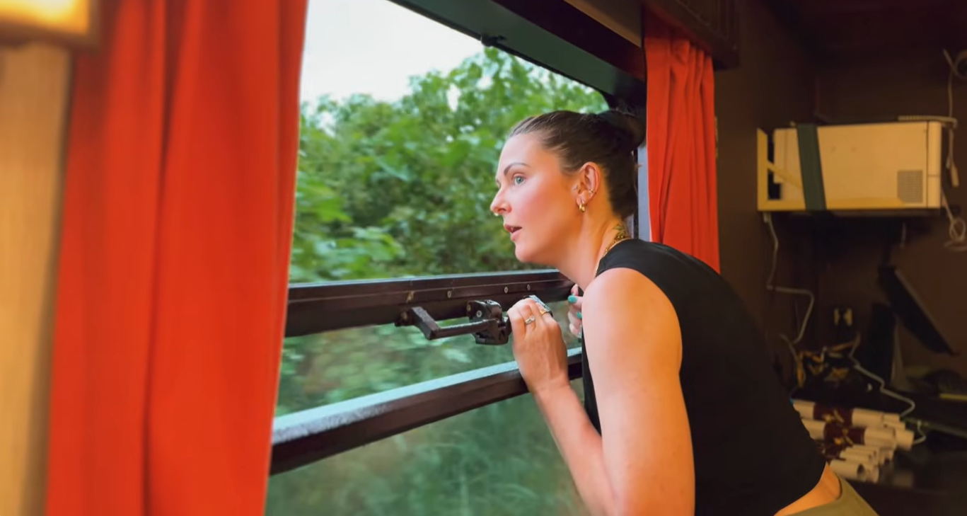 Foreign travelers praise $19,780 Vietnam luxury train experience
