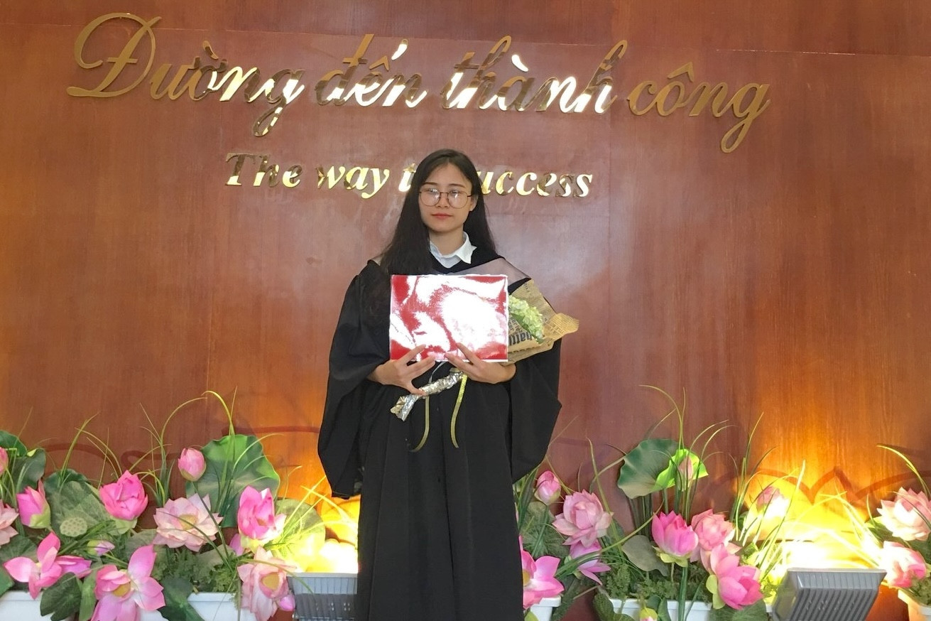 From poverty to financial freedom: Lan’s 10-year journey to online seller
