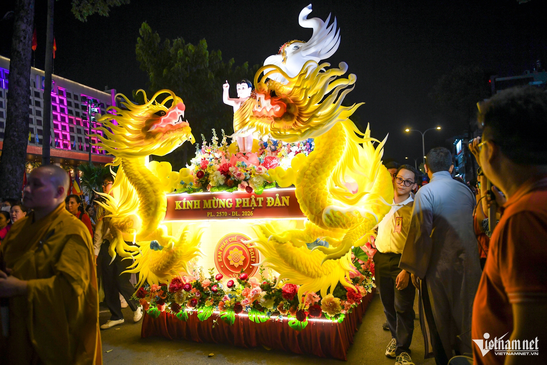 vesak7.jpg