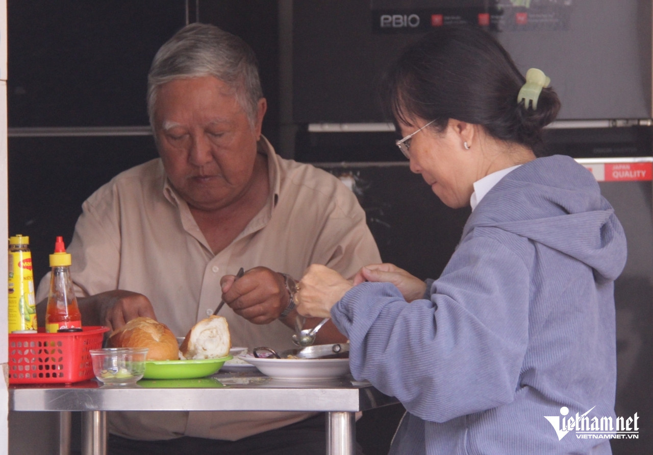 W-banh-mi-1.JPG.jpg