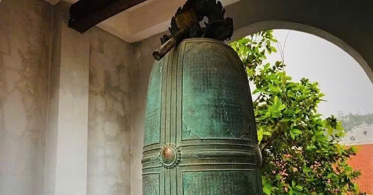 Centuries-old Hanoi village honors national heroes and living heritage
