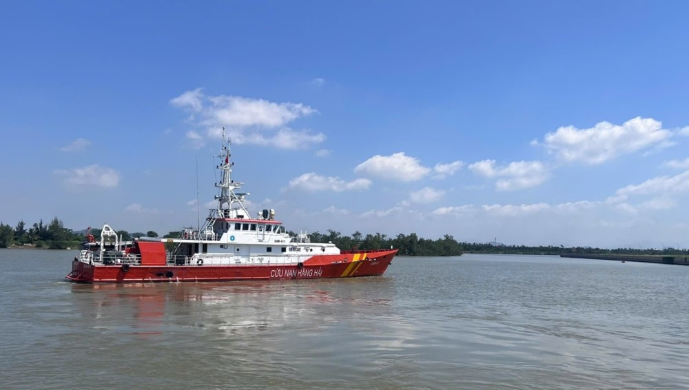 tau cuu nan hang hai.jpg