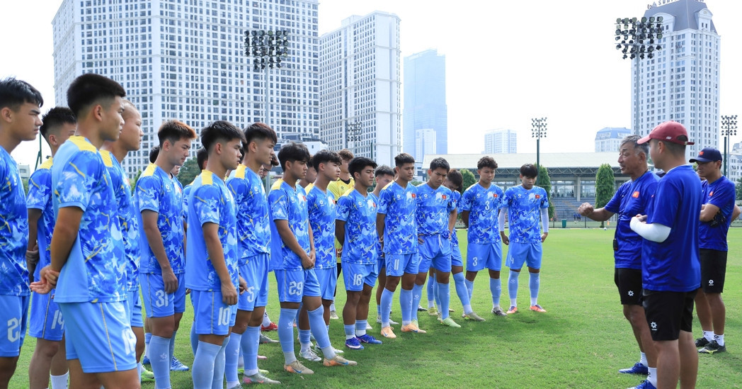 Coach Yutaka Ikeuchi finalizes Vietnam U19 squad for ASEAN tournament
