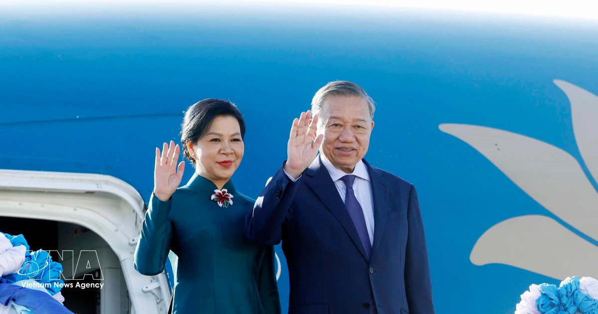 Party General Secretary, State President arrives in Bangkok