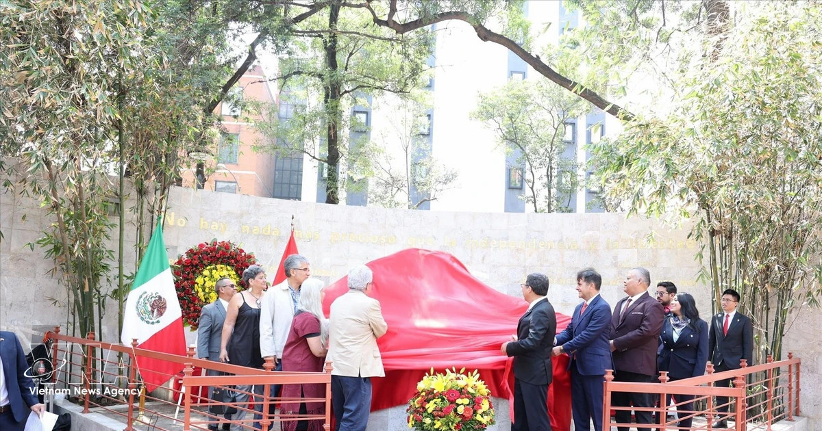 Ho Chi Minh Monument reopens in Mexico City on 136th birth anniversary