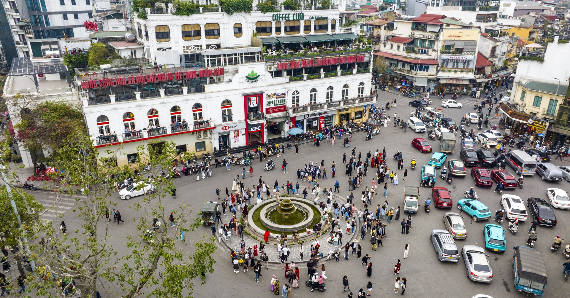 Hanoi drops proposal for outright petrol motorbike ban around Hoan Kiem Lake