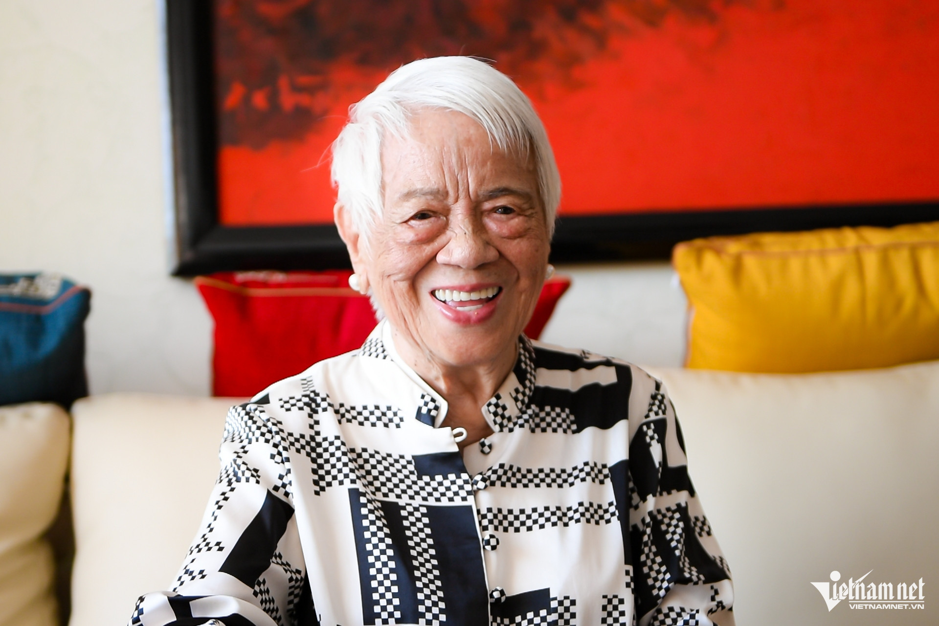 xuan phuong.jpg