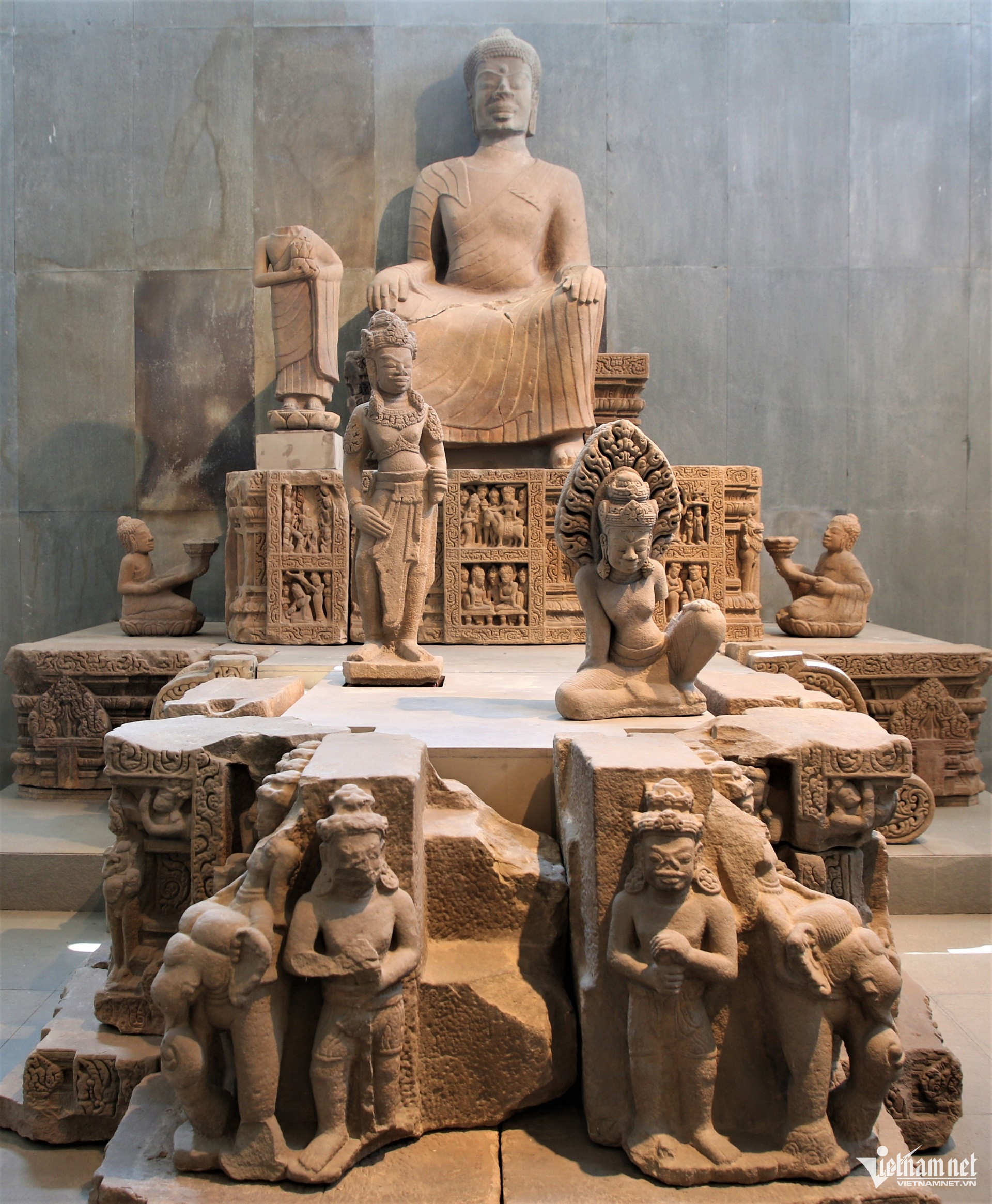 buddha statue3.jpg